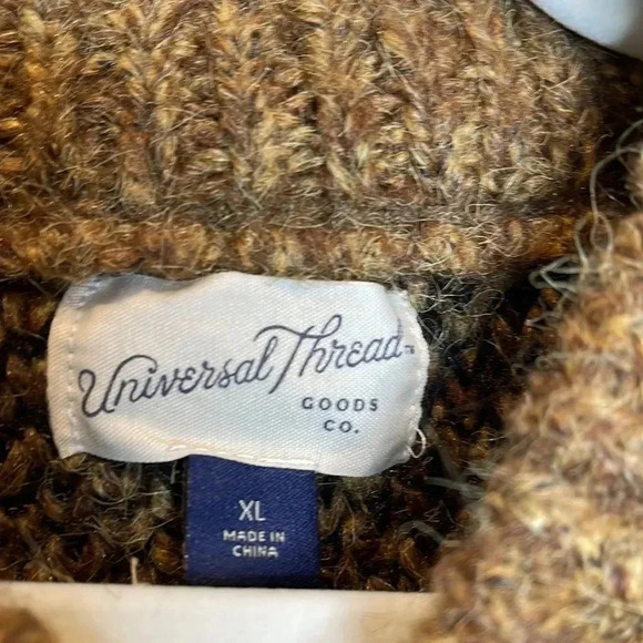 Universal Thread Mock Neck Oversized Pullover Leopard Print Sweater - Picture 7 of 10